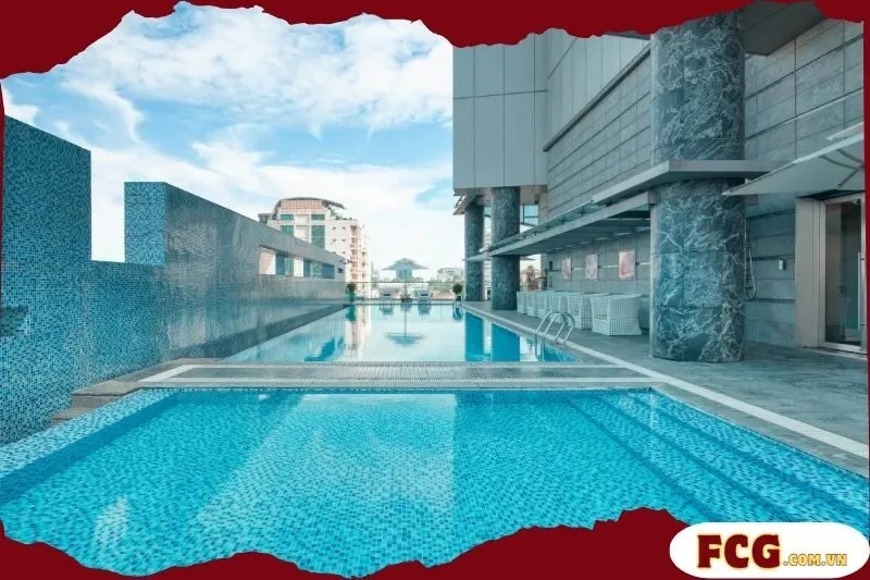 Hồ bơi Pullman Saigon