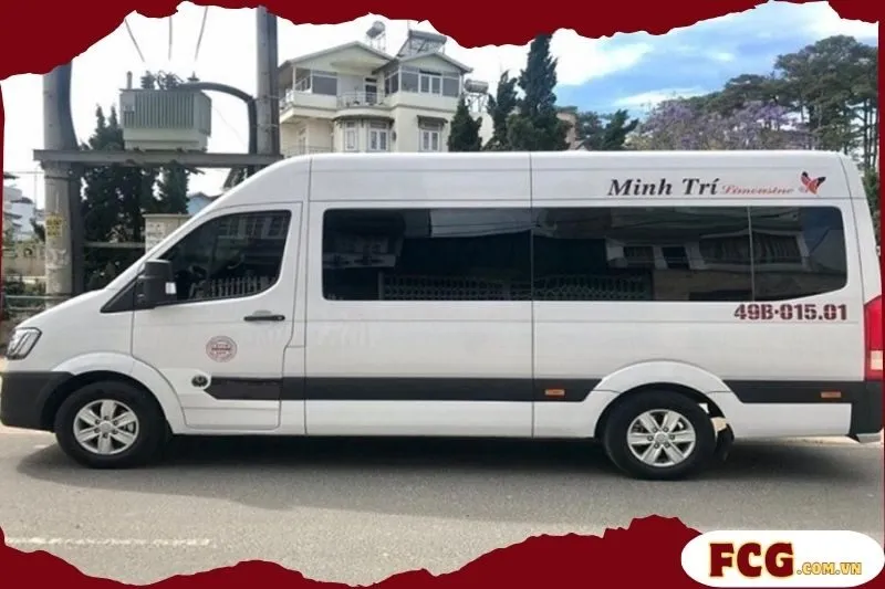 Xe Limousine Minh Trí đi Sài Gòn